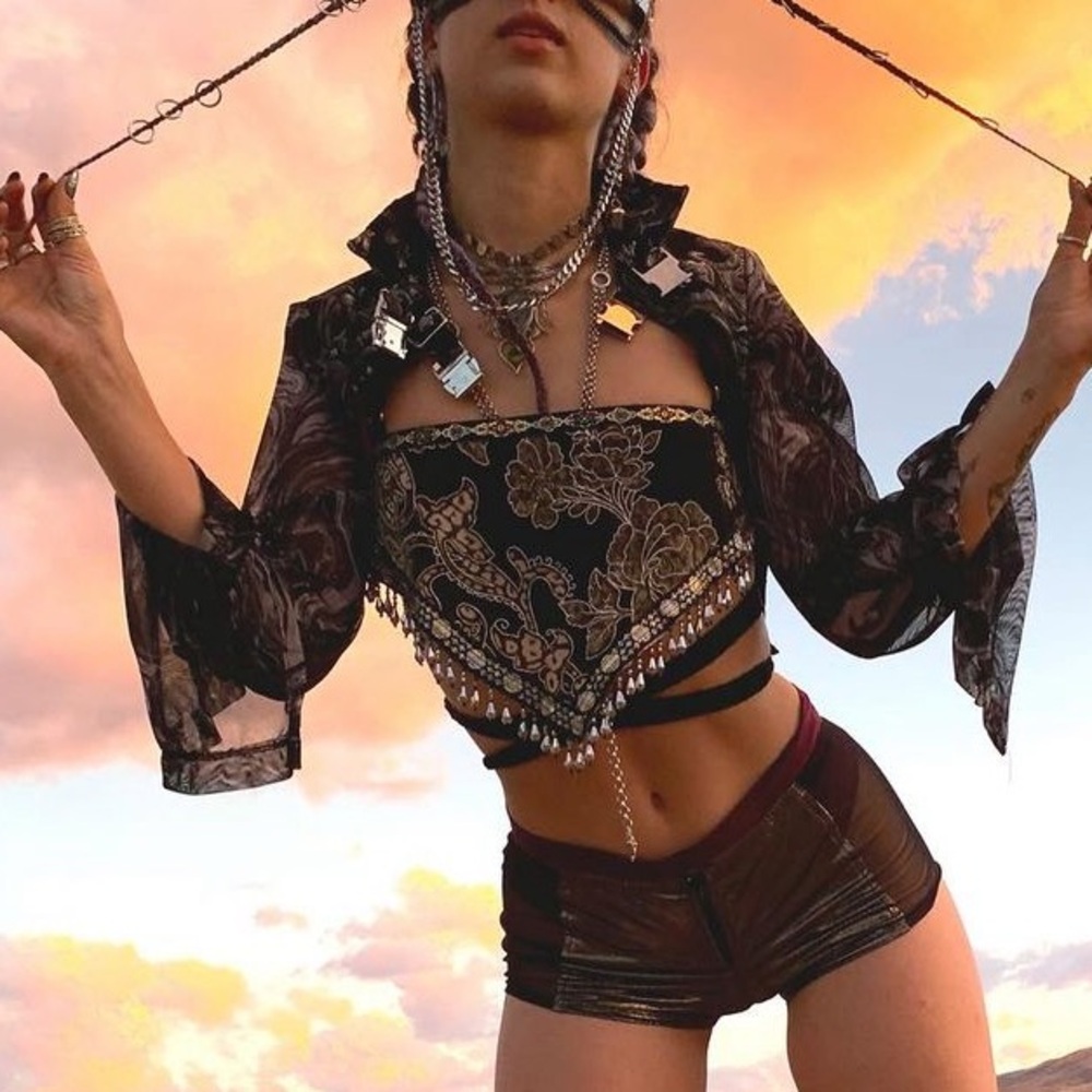 Brand new top from Medusa Complex✨🖤 size M/adjustable